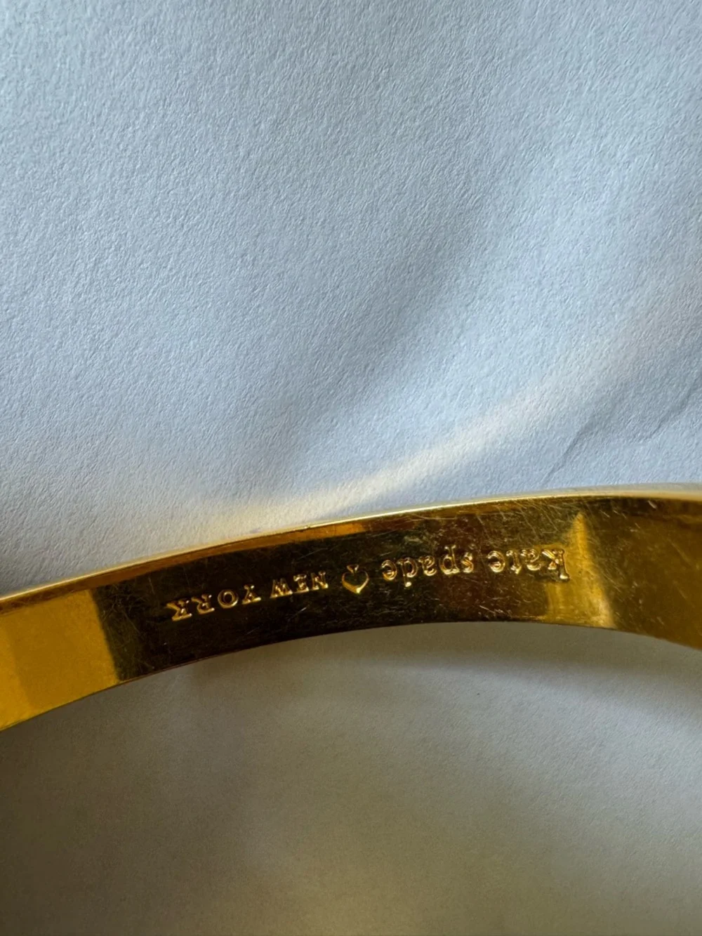 kate spade new york Gold-Tone Cuff Bracelet with 'STEAL THE SHOW' Engraving - Picture 4 of 7